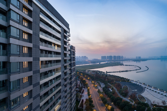 鉑悅犀湖（中國(guó)土木工程詹天佑獎(jiǎng)優(yōu)秀住宅小區(qū)金獎(jiǎng)，全國(guó)用戶(hù)滿(mǎn)意工程）